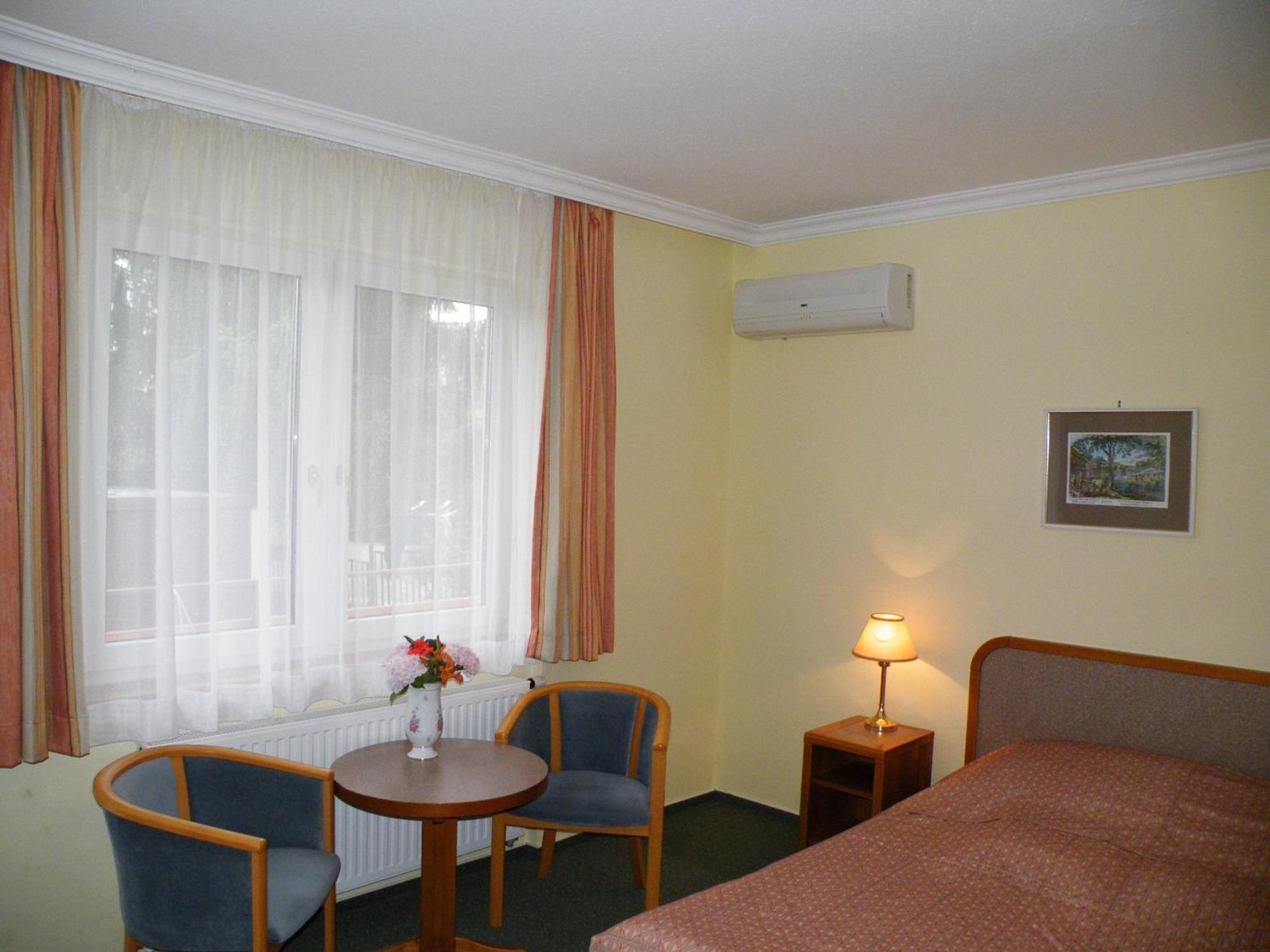 Apartment Pension Rideg Hévíz Exteriér fotografie